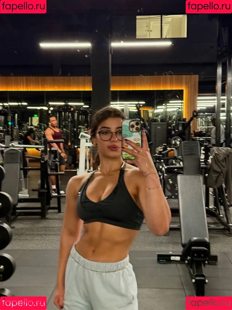 Sara Saffari / sara_saffari / sarasaffari__ Onlyfans Photo Gallery 