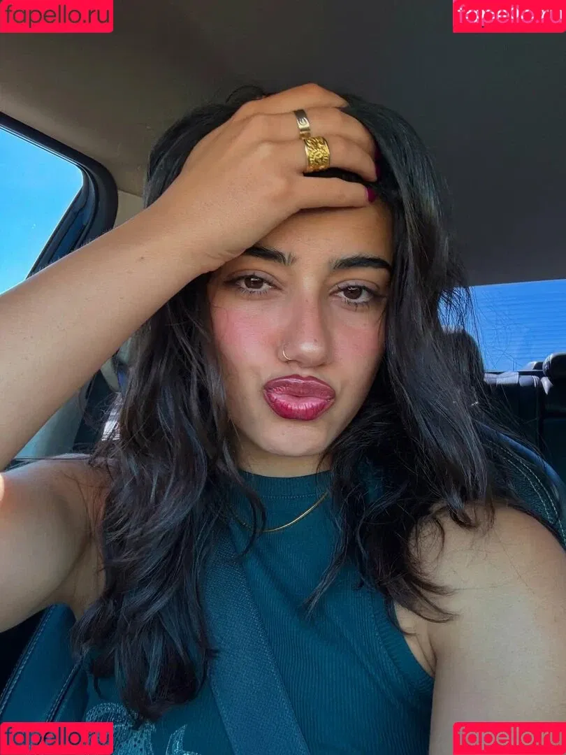 Sara Saffari / sara_saffari / sarasaffari__ Onlyfans Photo Gallery 