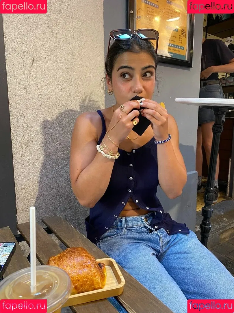 Sara Saffari / sara_saffari / sarasaffari__ Onlyfans Photo Gallery 