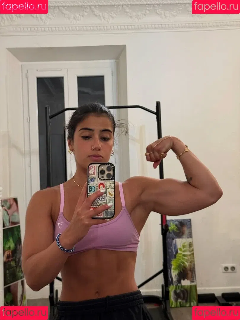 Sara Saffari / sara_saffari / sarasaffari__ Onlyfans Photo Gallery 