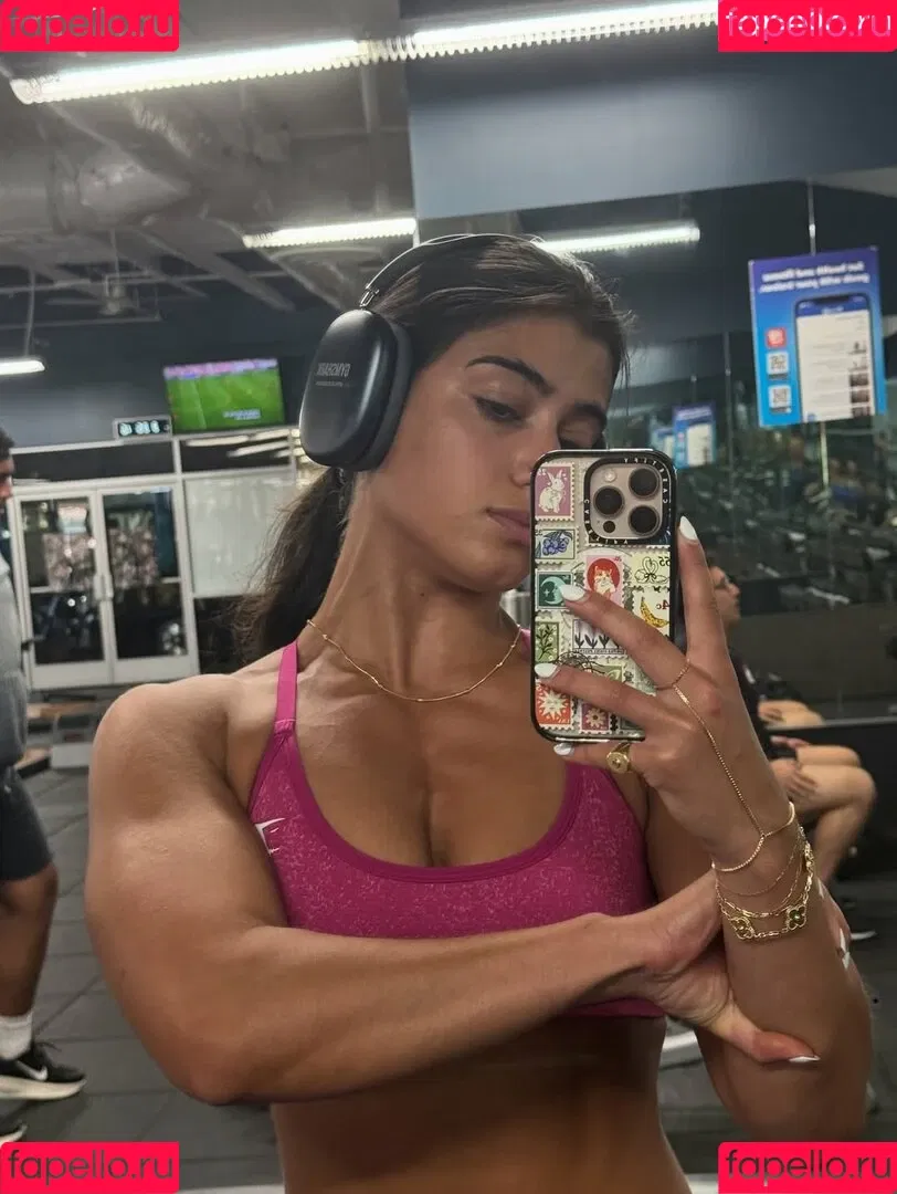 Sara Saffari / sara_saffari / sarasaffari__ Onlyfans Photo Gallery 