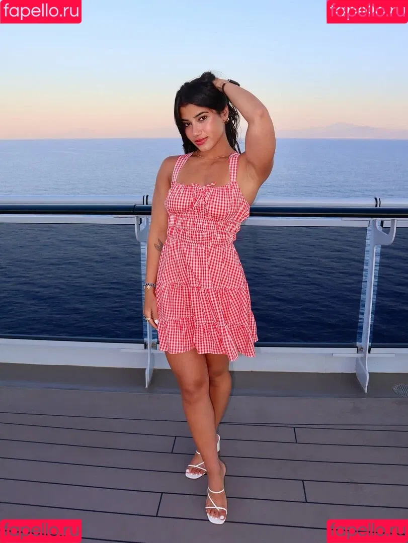 Sara Saffari / sara_saffari / sarasaffari__ Onlyfans Photo Gallery 