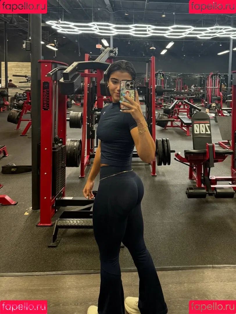 Sara Saffari / sara_saffari / sarasaffari__ Onlyfans Photo Gallery 