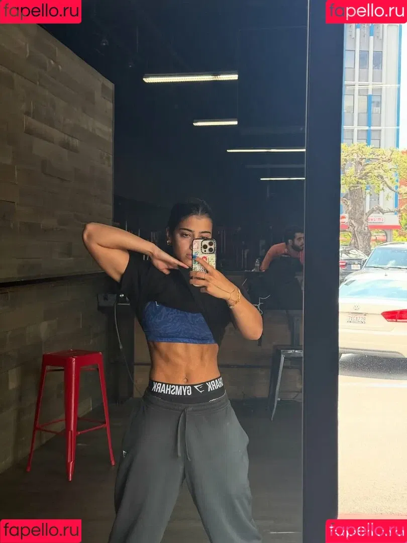 Sara Saffari / sara_saffari / sarasaffari__ Onlyfans Photo Gallery 