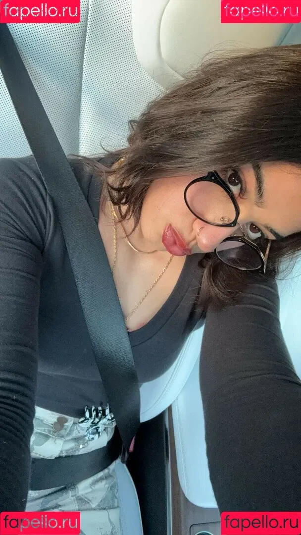 Sara Saffari / sara_saffari / sarasaffari__ Onlyfans Photo Gallery 