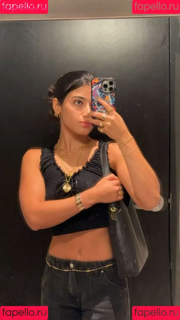 Sara Saffari / sara_saffari / sarasaffari__ Onlyfans Photo Gallery 