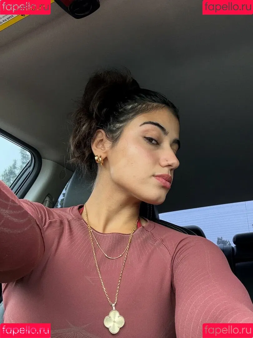 Sara Saffari / sara_saffari / sarasaffari__ Onlyfans Photo Gallery 
