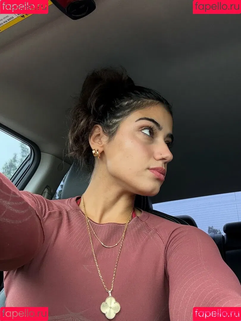 Sara Saffari / sara_saffari / sarasaffari__ Onlyfans Photo Gallery 
