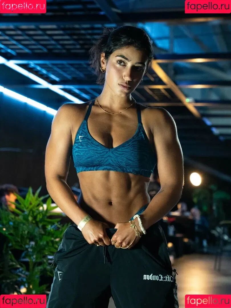Sara Saffari / sara_saffari / sarasaffari__ Onlyfans Photo Gallery 