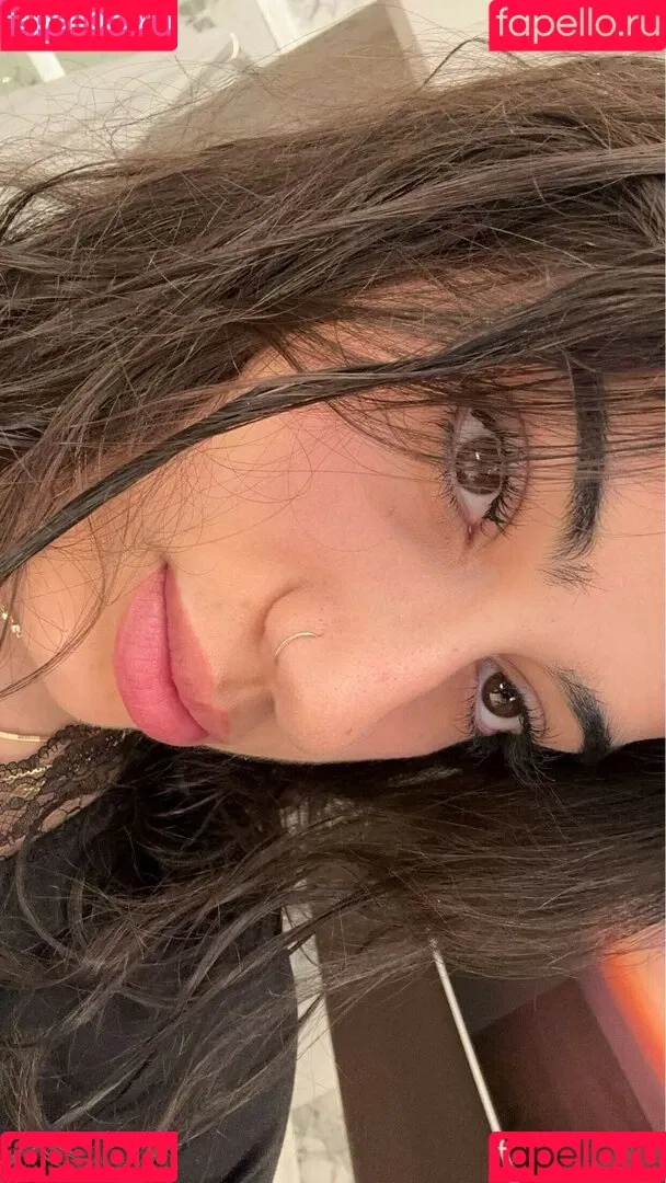 Sara Saffari / sara_saffari / sarasaffari__ Onlyfans Photo Gallery 