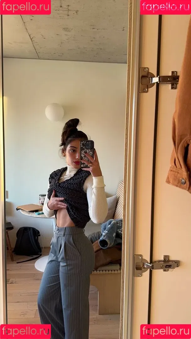Sara Saffari / sara_saffari / sarasaffari__ Onlyfans Photo Gallery 
