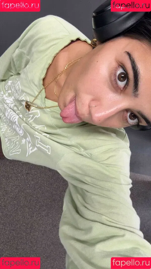 Sara Saffari / sara_saffari / sarasaffari__ Onlyfans Photo Gallery 