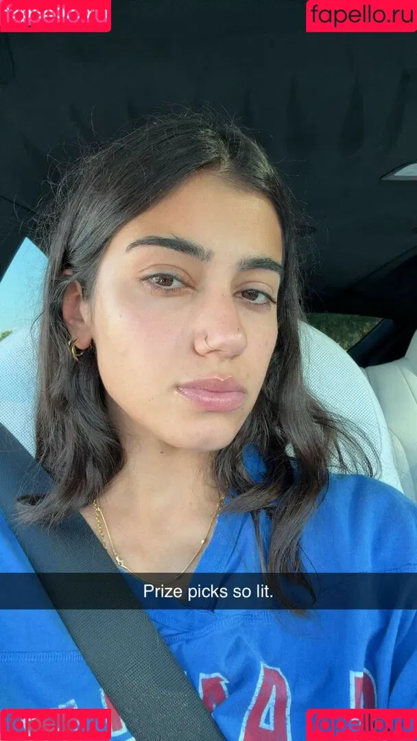 Sara Saffari / sara_saffari / sarasaffari__ Onlyfans Photo Gallery 