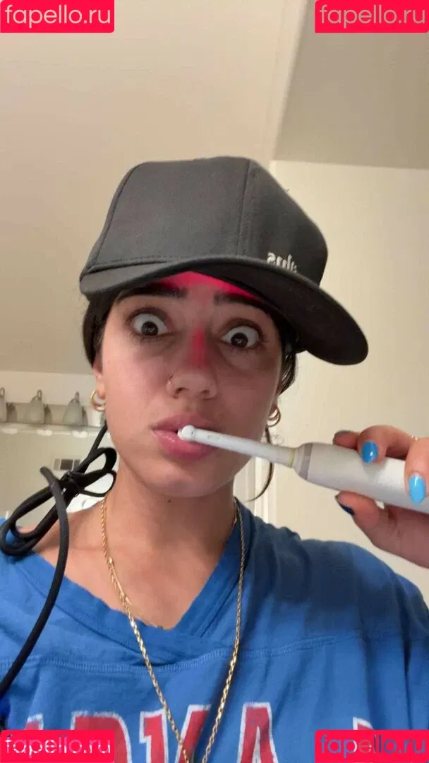 Sara Saffari / sara_saffari / sarasaffari__ Onlyfans Photo Gallery 