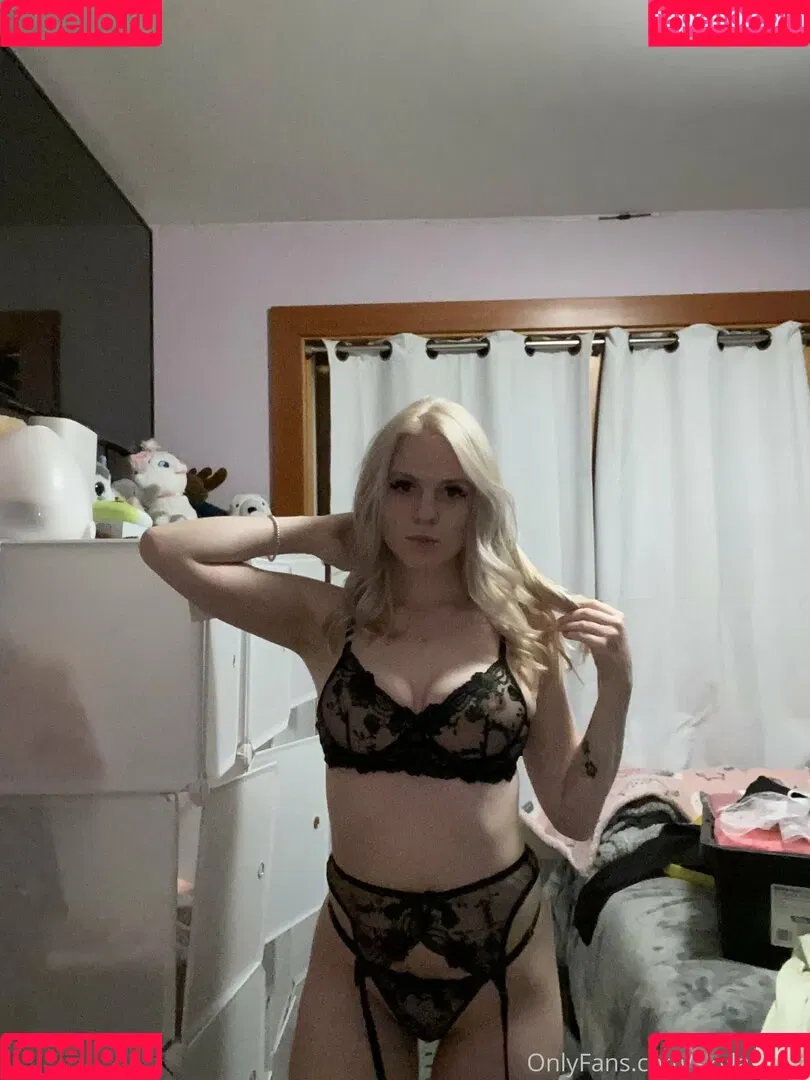 jade_karate8 / princess_jade07 Onlyfans Photo Gallery 