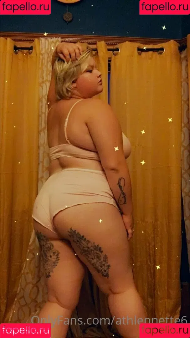 _shesagoaldigger_ / athlennette6 Onlyfans Photo Gallery 