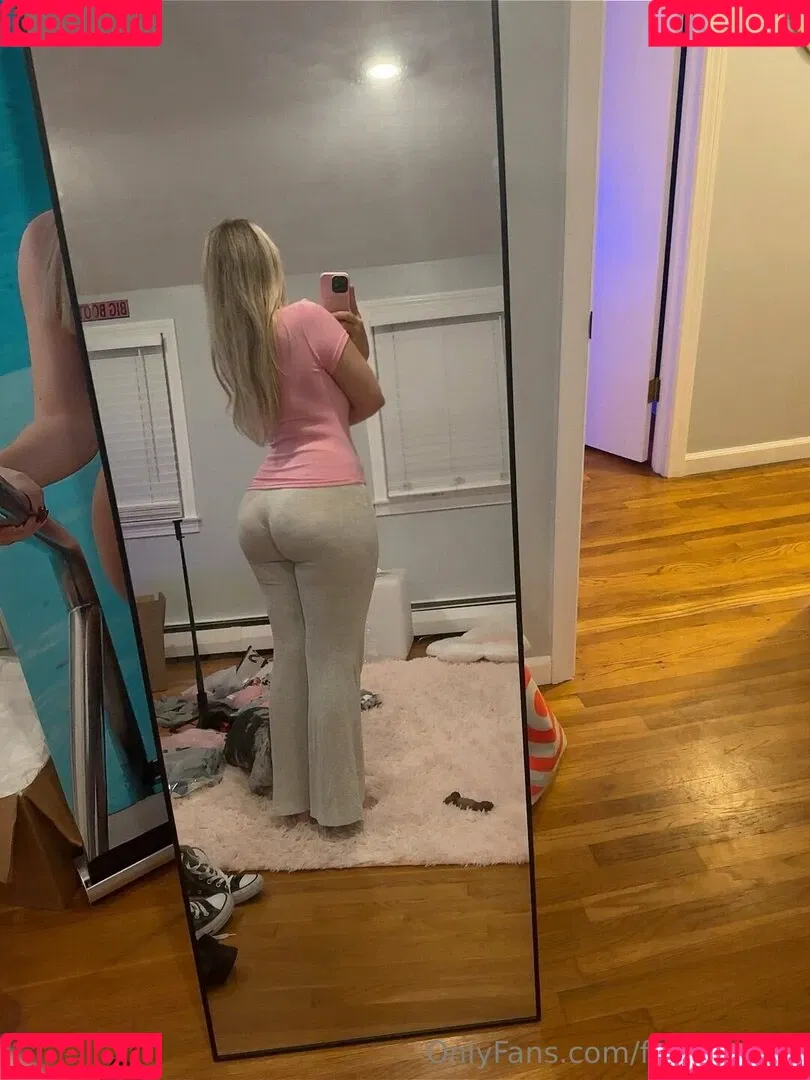 Alyssa / Flawlysssss / flawlysssss_ Onlyfans Photo Gallery 