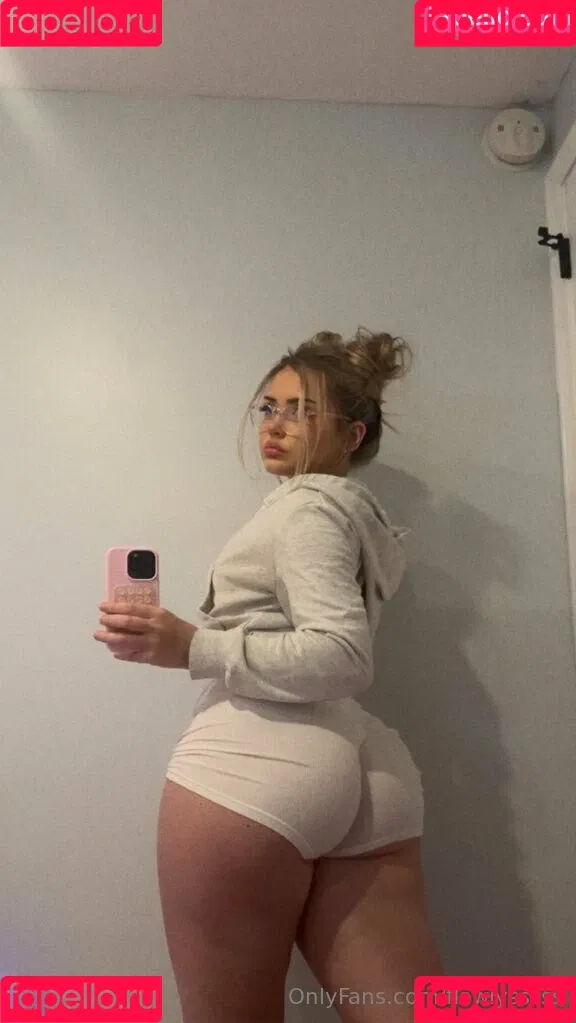 Alyssa / Flawlysssss / flawlysssss_ Onlyfans Photo Gallery 
