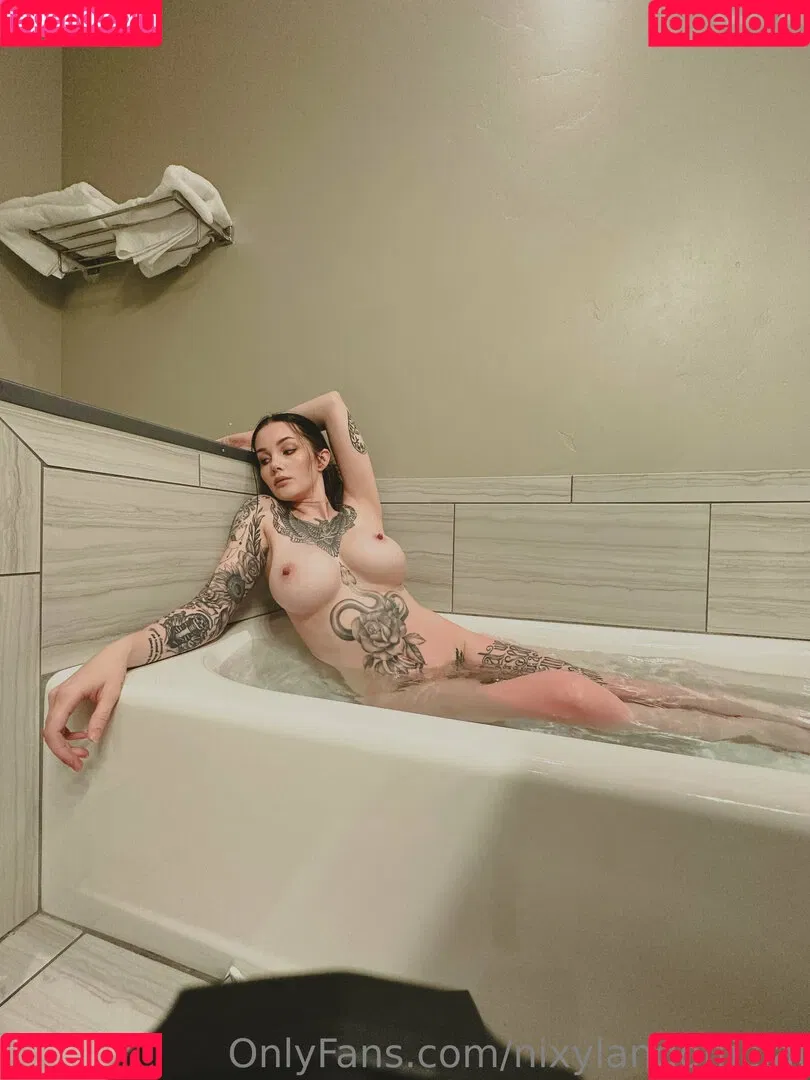 Nixy / eviloldsovl 🦇 / evilsovl / nicole / nixylandofficial Onlyfans Photo Gallery 