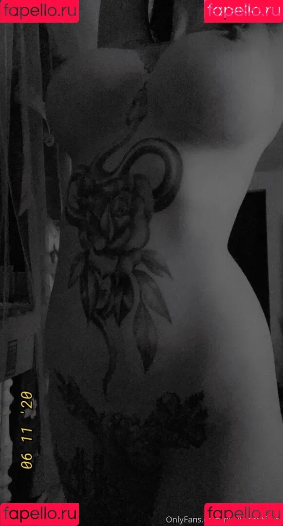 Nixy / eviloldsovl 🦇 / evilsovl / nicole / nixylandofficial Onlyfans Photo Gallery 