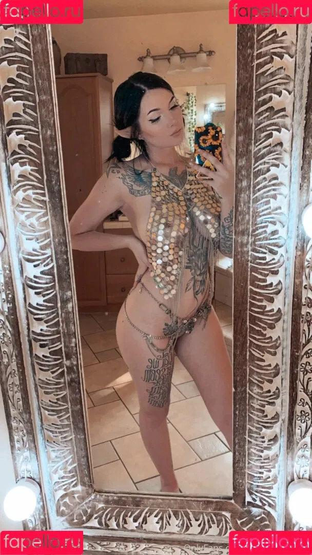 Nixy / eviloldsovl 🦇 / evilsovl / nicole / nixylandofficial Onlyfans Photo Gallery 