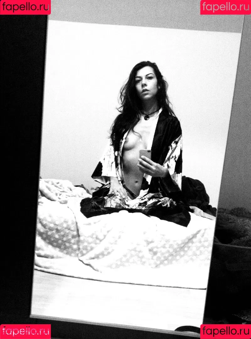 LCharmelle / Lou Charmelle / loucharmelle / loucharmelle.official Onlyfans Photo Gallery 