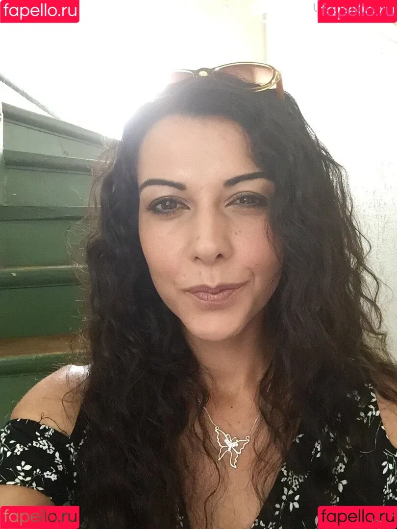 LCharmelle / Lou Charmelle / loucharmelle / loucharmelle.official Onlyfans Photo Gallery 