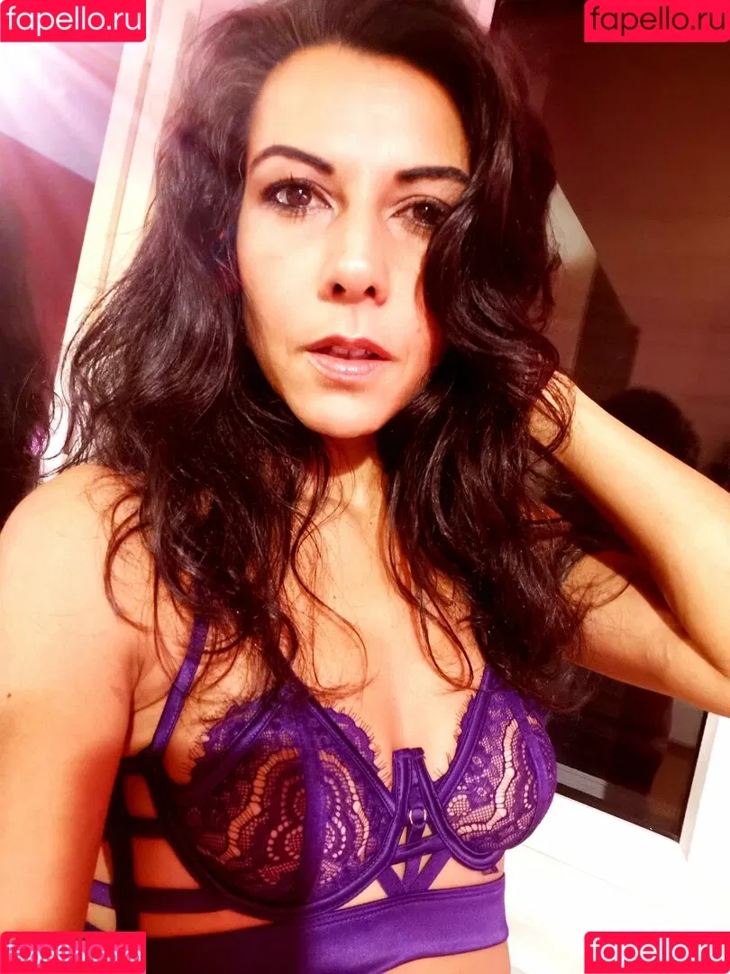 LCharmelle / Lou Charmelle / loucharmelle / loucharmelle.official Onlyfans Photo Gallery 