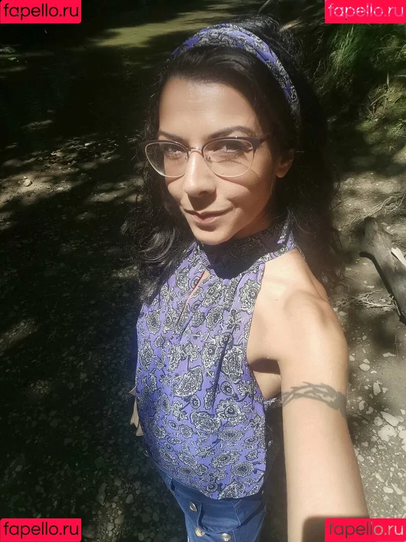 LCharmelle / Lou Charmelle / loucharmelle / loucharmelle.official Onlyfans Photo Gallery 