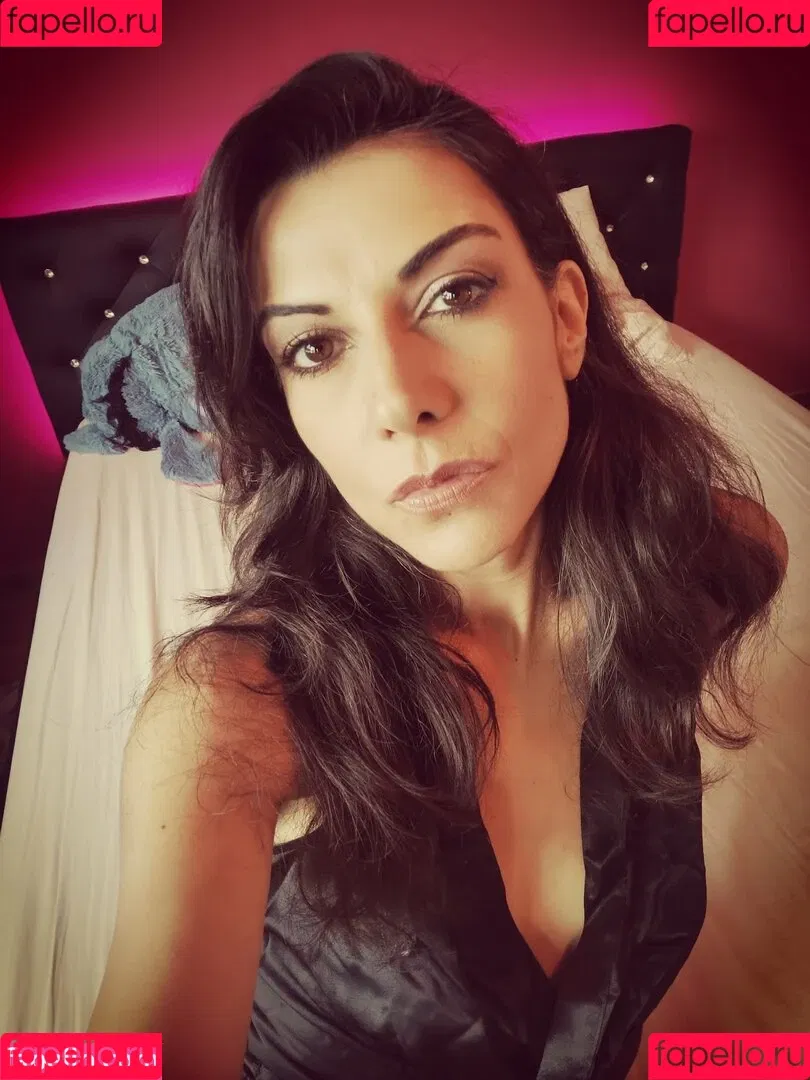 LCharmelle / Lou Charmelle / loucharmelle / loucharmelle.official Onlyfans Photo Gallery 