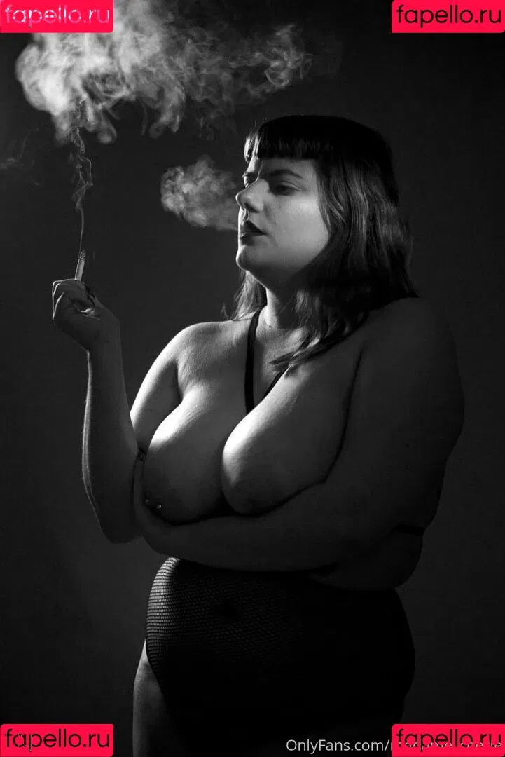 madame_cherie / madmoisellecherie Onlyfans Photo Gallery 