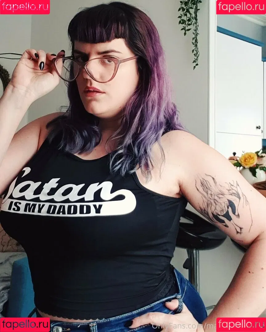 madame_cherie / madmoisellecherie Onlyfans Photo Gallery 
