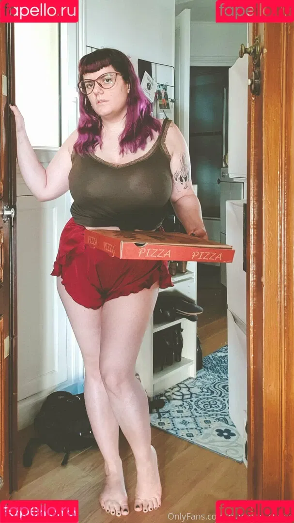 madame_cherie / madmoisellecherie Onlyfans Photo Gallery 