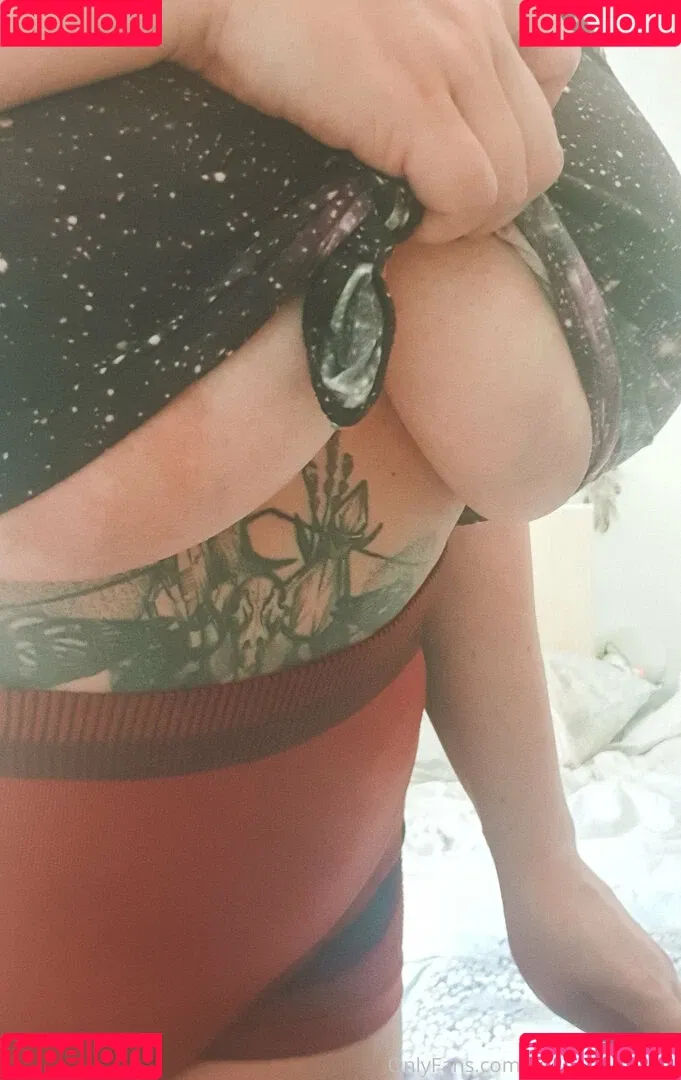 madame_cherie / madmoisellecherie Onlyfans Photo Gallery 