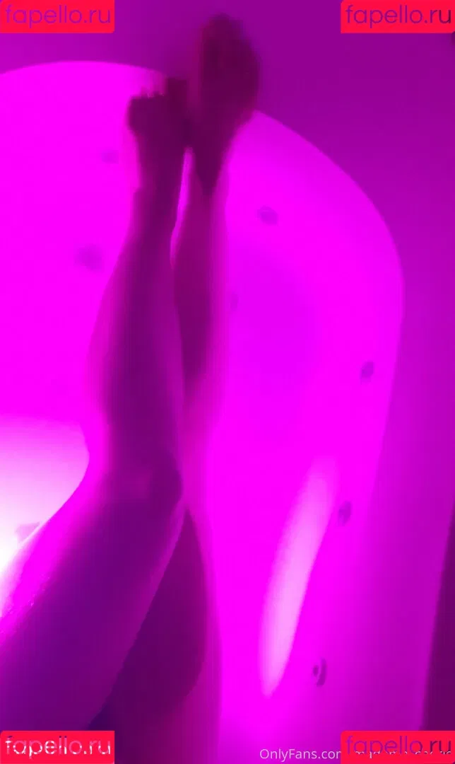 madame_cherie / madmoisellecherie Onlyfans Photo Gallery 