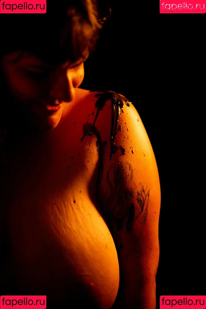 madame_cherie / madmoisellecherie Onlyfans Photo Gallery 