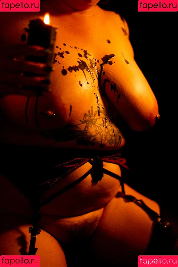 madame_cherie / madmoisellecherie Onlyfans Photo Gallery 