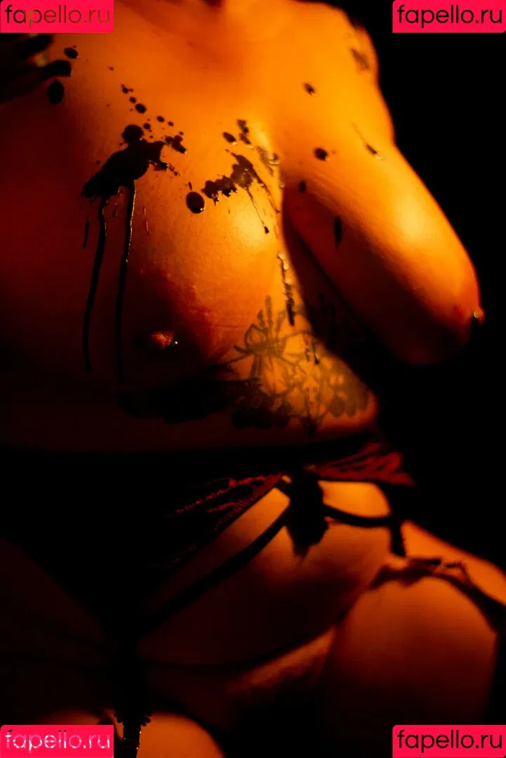 madame_cherie / madmoisellecherie Onlyfans Photo Gallery 