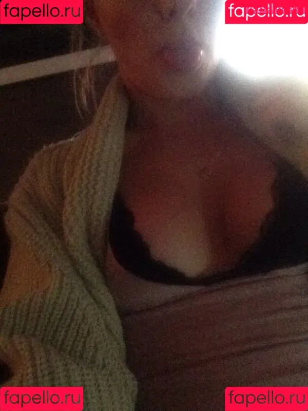 Alexandra Stan / alexandrastan Onlyfans Photo Gallery 