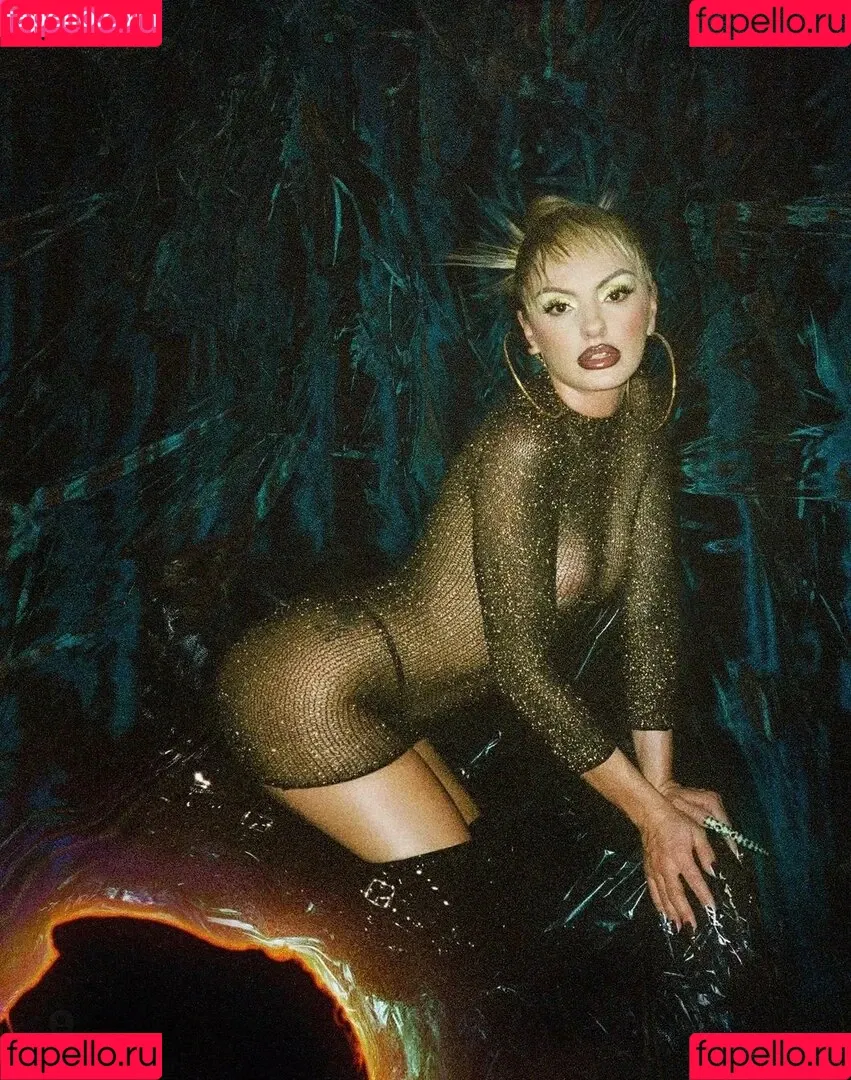 Alexandra Stan / alexandrastan Onlyfans Photo Gallery 
