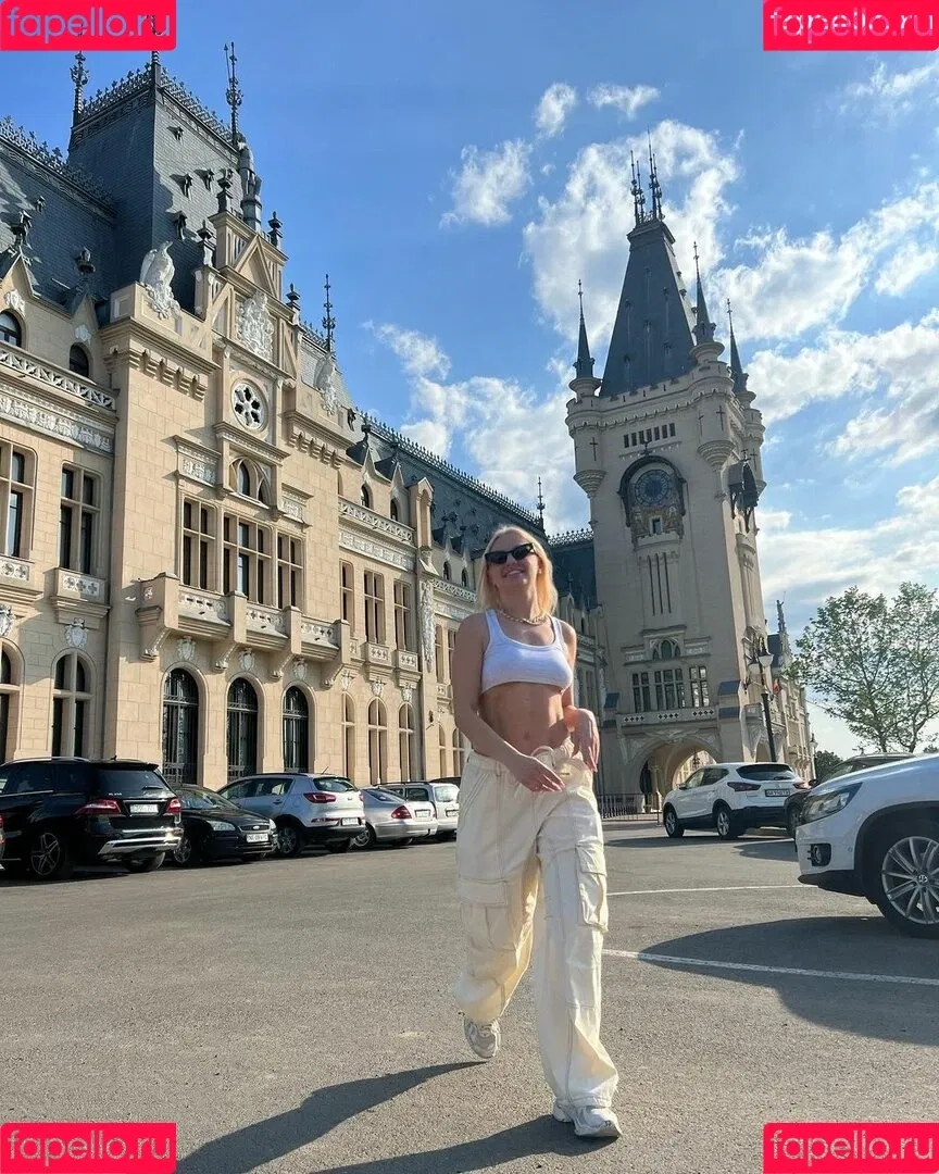 Alexandra Stan / alexandrastan Onlyfans Photo Gallery 