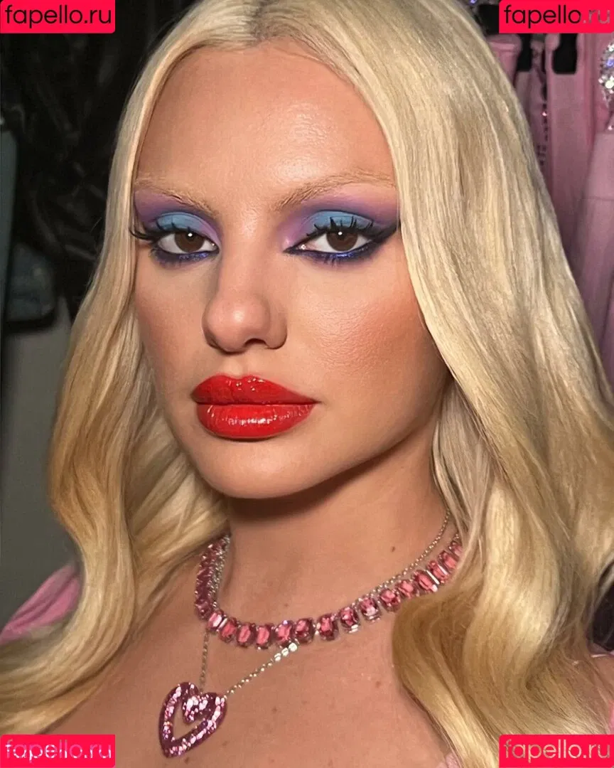 Alexandra Stan / alexandrastan Onlyfans Photo Gallery 