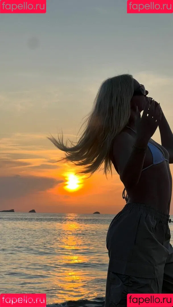 Alexandra Stan / alexandrastan Onlyfans Photo Gallery 