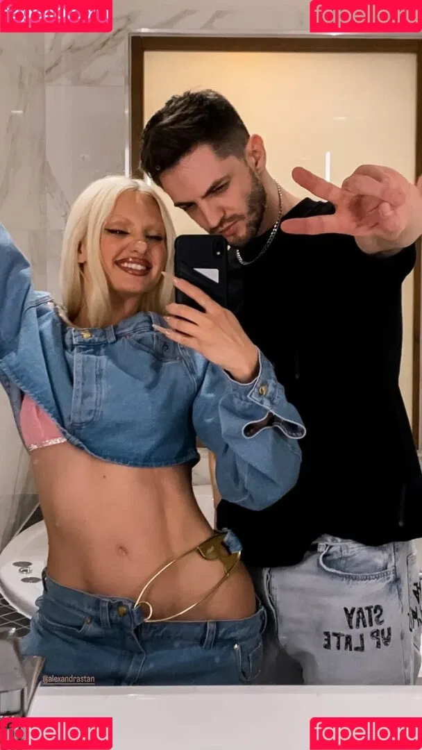 Alexandra Stan / alexandrastan Onlyfans Photo Gallery 