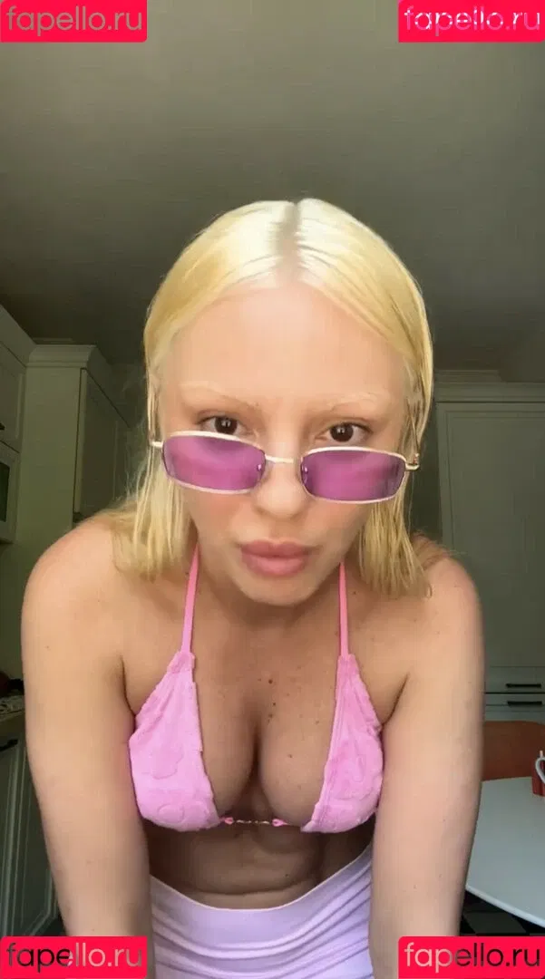 Alexandra Stan / alexandrastan Onlyfans Photo Gallery 