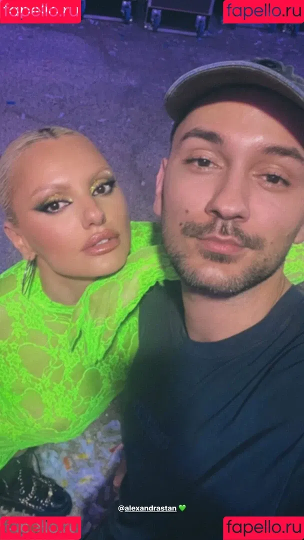 Alexandra Stan / alexandrastan Onlyfans Photo Gallery 