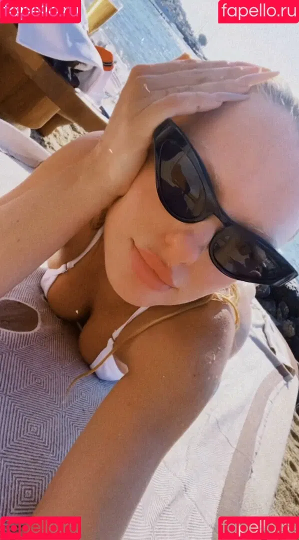 Alexandra Stan / alexandrastan Onlyfans Photo Gallery 