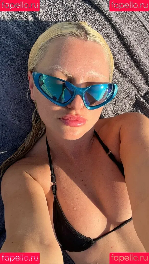 Alexandra Stan / alexandrastan Onlyfans Photo Gallery 