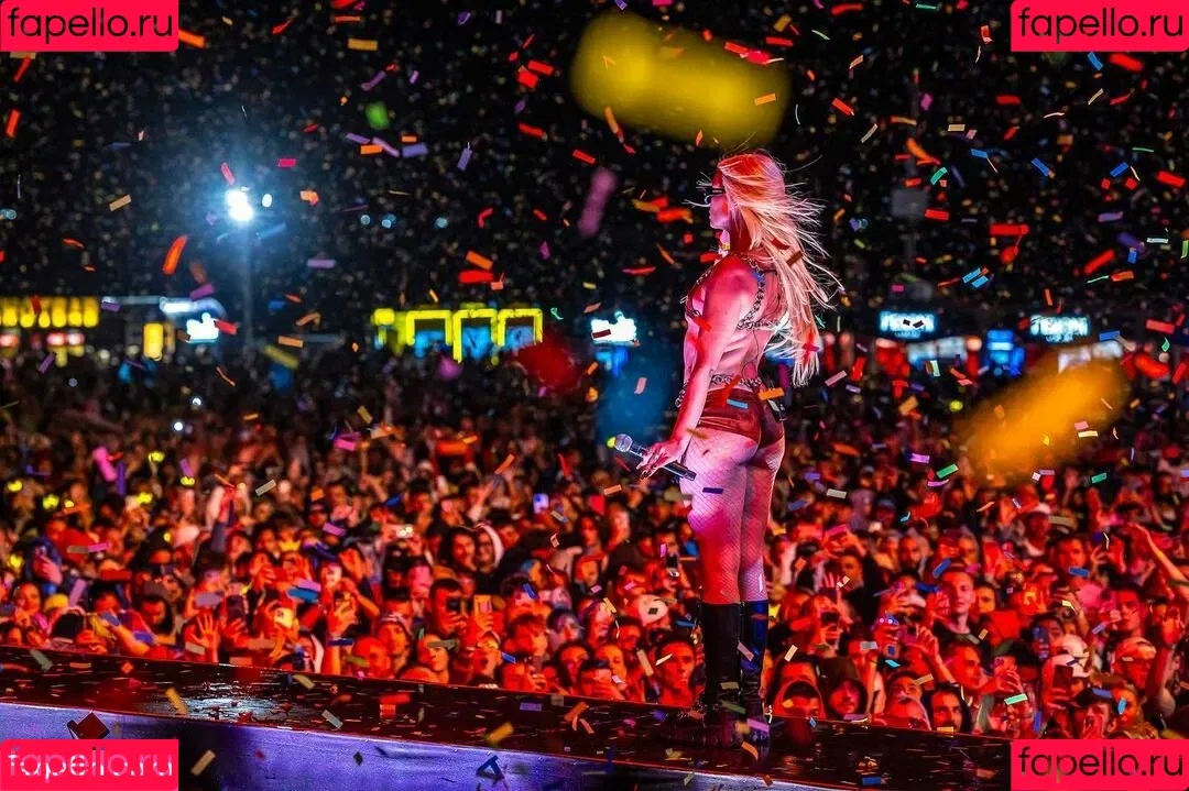 Alexandra Stan / alexandrastan Onlyfans Photo Gallery 