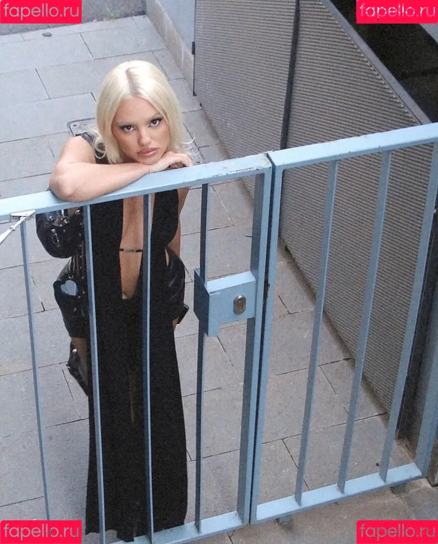 Alexandra Stan / alexandrastan Onlyfans Photo Gallery 